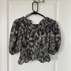 Women's Snake Print Puff Sleeve Top